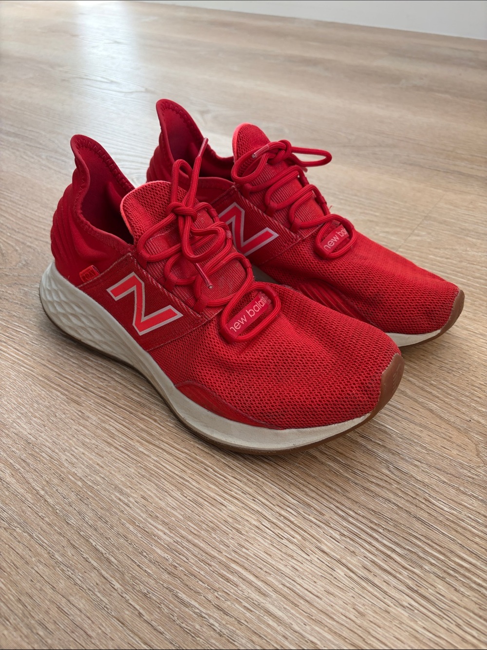 New Balance Fresh Foam Roav shoes women’s size 10